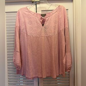Style & Co. NWT Pale Eyelet Lace Trim Blouse